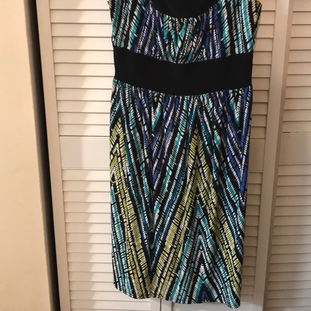 Cato Dress - Picture 2 of 8